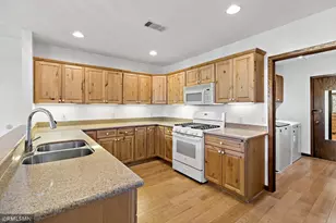 1585 Dodd Rd, Mendota Heights, MN 55118 - Photo 23