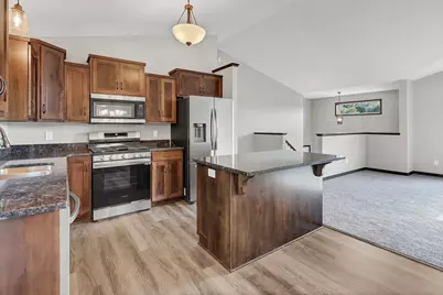 1143 29th Street NE, Sauk Rapids, MN 56379 - Photo 5