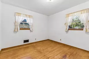 1411 Alaska Ave, Saint Paul, MN 55116 - Photo 9