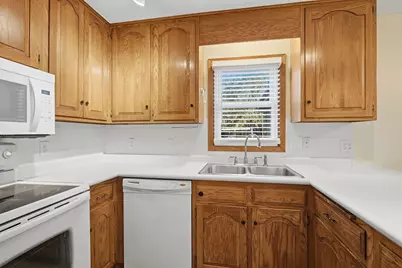 710 Windemere Drive, Plymouth, MN 55441 - Photo 7