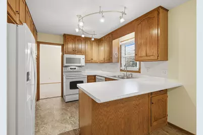 710 Windemere Drive, Plymouth, MN 55441 - Photo 3