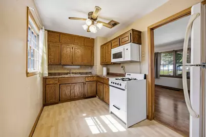 2116 Fremont Avenue E, Saint Paul, MN 55119 - Photo 7