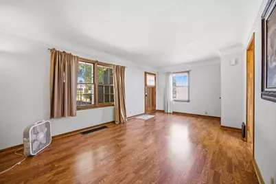 2116 Fremont Avenue E, Saint Paul, MN 55119 - Photo 3