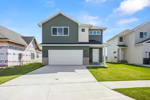 2529 36th Ave S, Moorhead, MN 56560 - Photo 1
