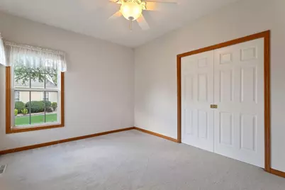 583 Holly Lane N, Oakdale, MN 55128 - Photo 35