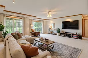 583 Holly Ln N, Oakdale, MN 55128 - Photo 21