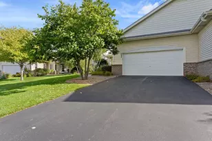 583 Holly Ln N, Oakdale, MN 55128 - Photo 45