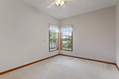 583 Holly Lane N, Oakdale, MN 55128 - Photo 33