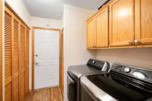8953 Thomas Ln, Woodbury, MN 55125 - Photo 25