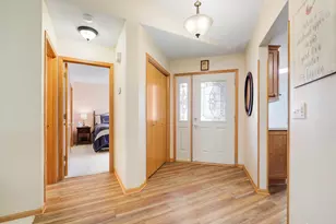 8953 Thomas Ln, Woodbury, MN 55125 - Photo 3