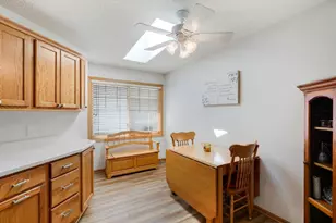 8953 Thomas Ln, Woodbury, MN 55125 - Photo 11