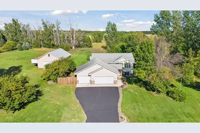 40533 Golden Avenue, North Branch, MN 55056 - Photo 3
