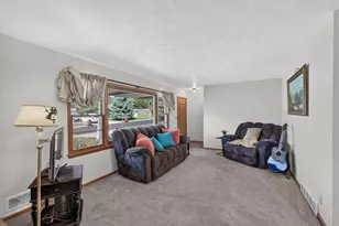 7538 Carmen Ave, Inver Grove Heights, MN 55076 - Photo 7