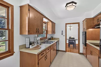 7538 Carmen Avenue, Inver Grove Heights, MN 55076 - Photo 13