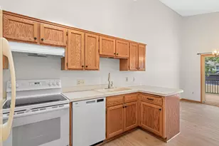 1547 Clemson Dr, Eagan, MN 55122 - Photo 9