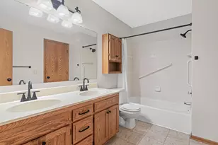 1547 Clemson Dr, Eagan, MN 55122 - Photo 17