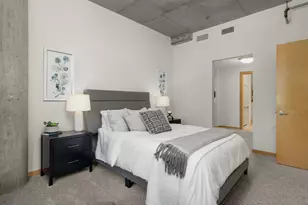 212 N 1st St, Minneapolis, MN 55401 - Photo 25