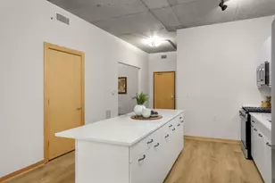212 N 1st St, Minneapolis, MN 55401 - Photo 11