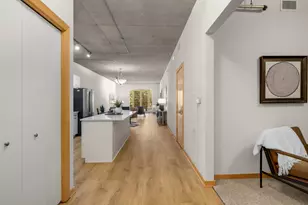 212 N 1st St, Minneapolis, MN 55401 - Photo 5