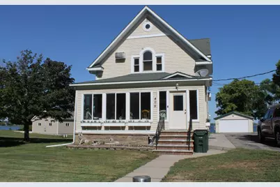 405 E Lake Street, Osakis, MN 56360 - Photo 1