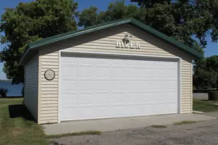 405 E Lake St, Osakis, MN 56360 - Photo 3
