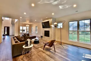1022 Gardner St E, Wayzata, MN 55391 - Photo 15