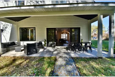 1022 Gardner Street E, Wayzata, MN 55391 - Photo 3