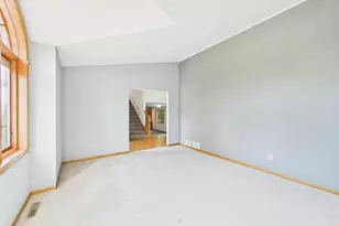 1952 Park Ridge Ct, Chaska, MN 55318 - Photo 15
