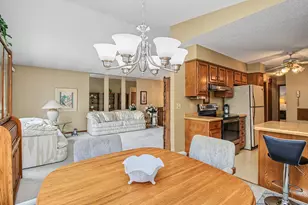 3901 Gershwin Ave N, Oakdale, MN 55128 - Photo 9
