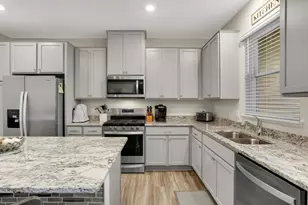 13832 Kaylemore Trl, Rosemount, MN 55068 - Photo 11