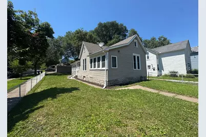 989 Marion Street, Saint Paul, MN 55117 - Photo 5