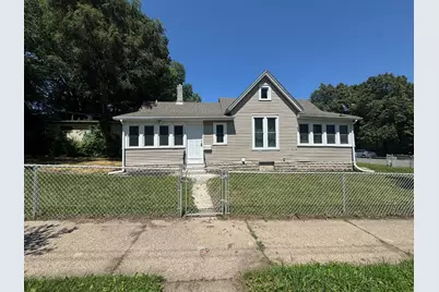 989 Marion Street, Saint Paul, MN 55117 - Photo 1