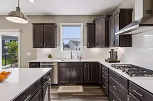 19257 Meadow View Ln, Maple Grove, MN 55311 - Photo 5