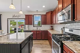 1226 Vernon Dr, Carver, MN 55315 - Photo 15