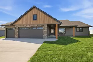 3257 Old Stone Way NE, Sauk Rapids, MN 56379 - Photo 1