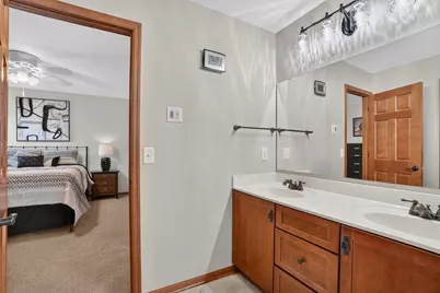 15211 Plumstone Drive, Eden Prairie, MN 55347 - Photo 33