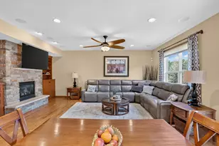 15211 Plumstone Dr, Eden Prairie, MN 55347 - Photo 15