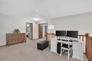 15211 Plumstone Dr, Eden Prairie, MN 55347 - Photo 23