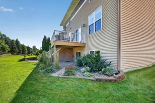 15211 Plumstone Dr, Eden Prairie, MN 55347 - Photo 49