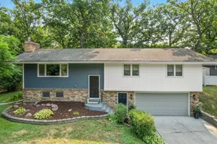 5375 Matterhorn Dr NE, Fridley, MN 55421 - Photo 5