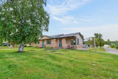 408 Mitchell Street, Coleraine, MN 55722 - Photo 5