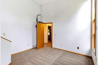 8649 Emerson Avenue N, Brooklyn Park, MN 55444 - Photo 15