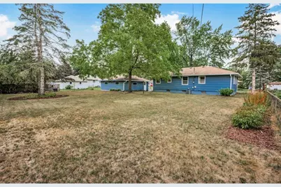 7208 Florida Avenue N, Brooklyn Park, MN 55428 - Photo 21