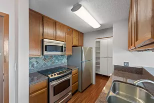 433 S 7th St, Minneapolis, MN 55415 - Photo 1