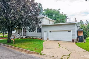 202 Maple Street S, Mabel, MN 55954 - Photo 53
