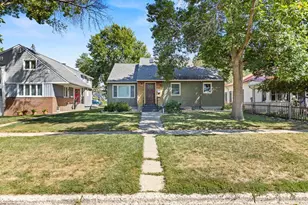 404 Walnut St, Marshall, MN 56258 - Photo 7
