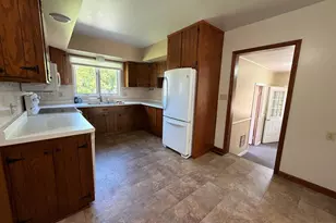 501 Center St E, Roseau, MN 56751 - Photo 3