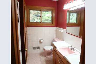 1825 Woodcrest Drive, Saint Paul, MN 55119 - Photo 17