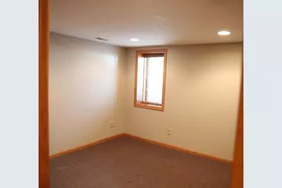 1825 Woodcrest Drive, Saint Paul, MN 55119 - Photo 31