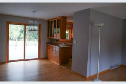 1825 Woodcrest Drive, Saint Paul, MN 55119 - Photo 13